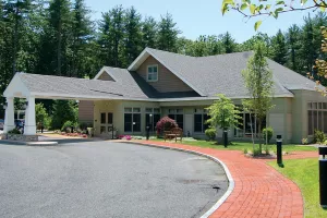 Exterior shot of High Pointe House in Haverhill, MA